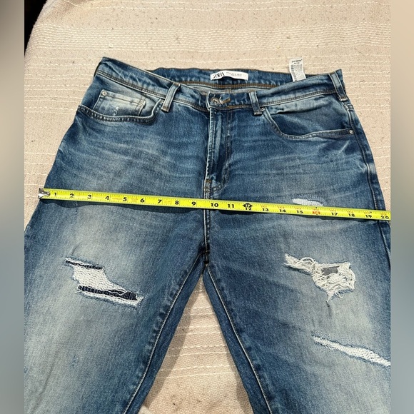 Zara Men's Blue Distressed Jeans - Picture 6 of 9